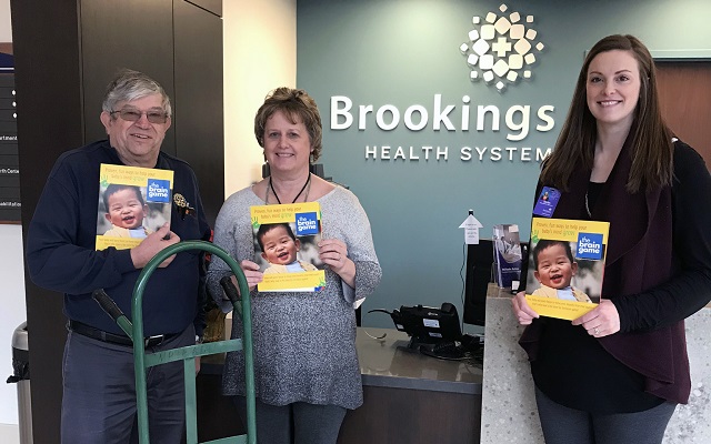 Brookings Rotary Provides “The Brain Game” for Babies Born at Brookings Hospital in 2019